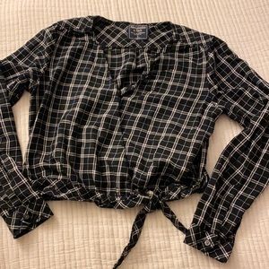 A&F women’s shirt